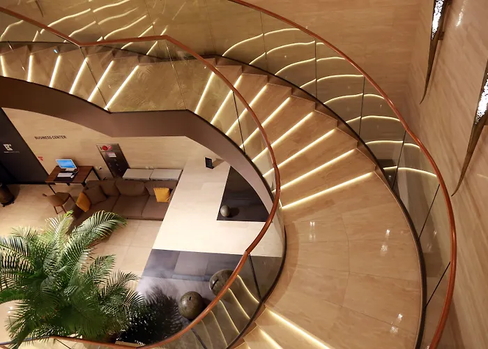 Hotel Business 3*