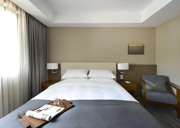 Business Hotel