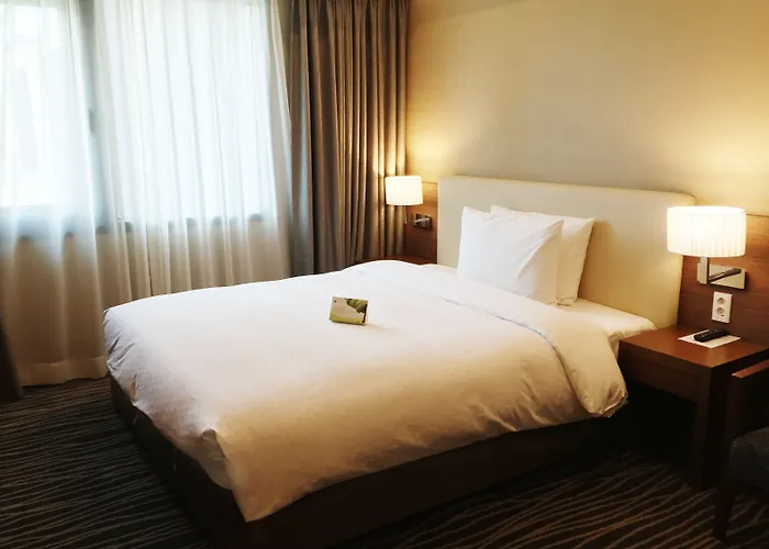 Business Hotel