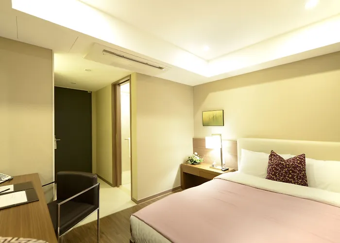 Business 3* Busan