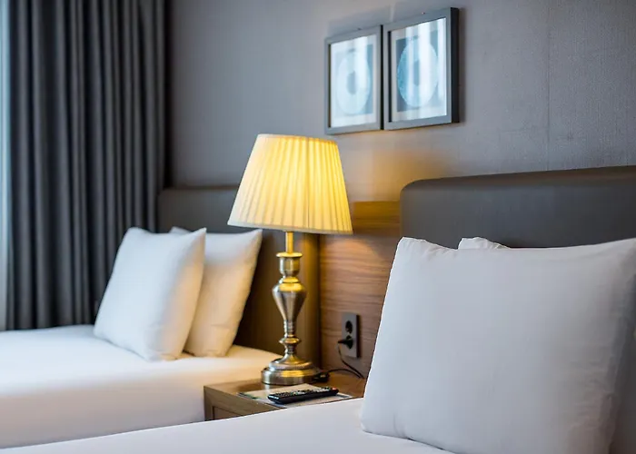 Business Hotel