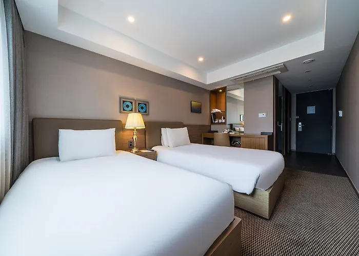 Business Hotel 3*