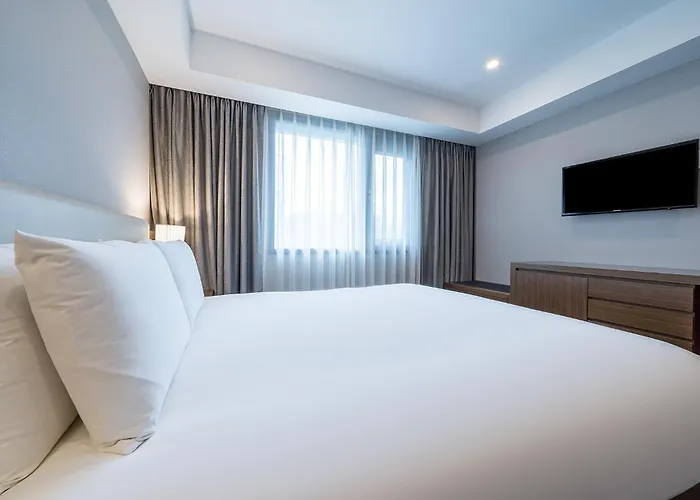 Business Hotel 3*